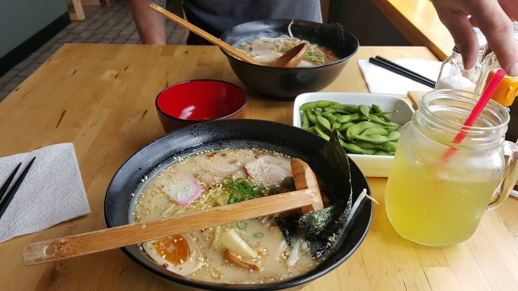 My Lil Cube | restaurant | 402 N Meridian, Puyallup, WA 98371, USA | 2538402158 OR +1 253-840-2158