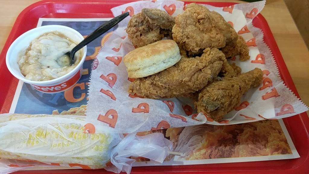 Popeyes Louisiana Kitchen | restaurant | 146 US-46, Little Ferry, NJ 07643, USA | 2014403003 OR +1 201-440-3003