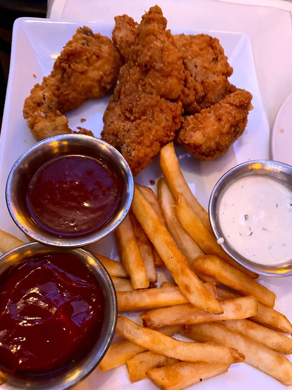 Catch | restaurant | Ocean Ave Between Lincoln Street and, Monte Verde St, Carmel-By-The-Sea, CA 93921, USA | 8316245659 OR +1 831-624-5659