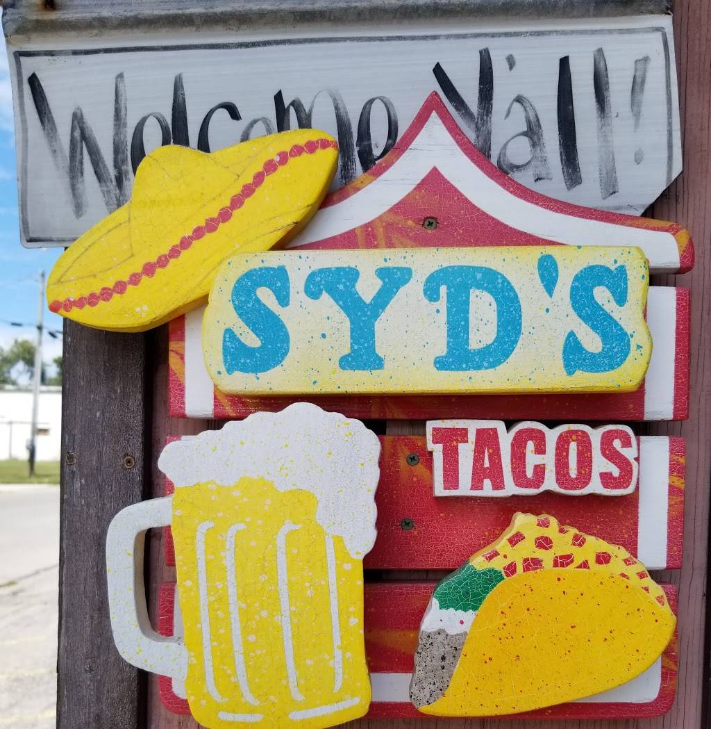 Syds Place Inc | restaurant | 1802 11th St, Lawrenceville, IL 62439, USA | 6189439040 OR +1 618-943-9040