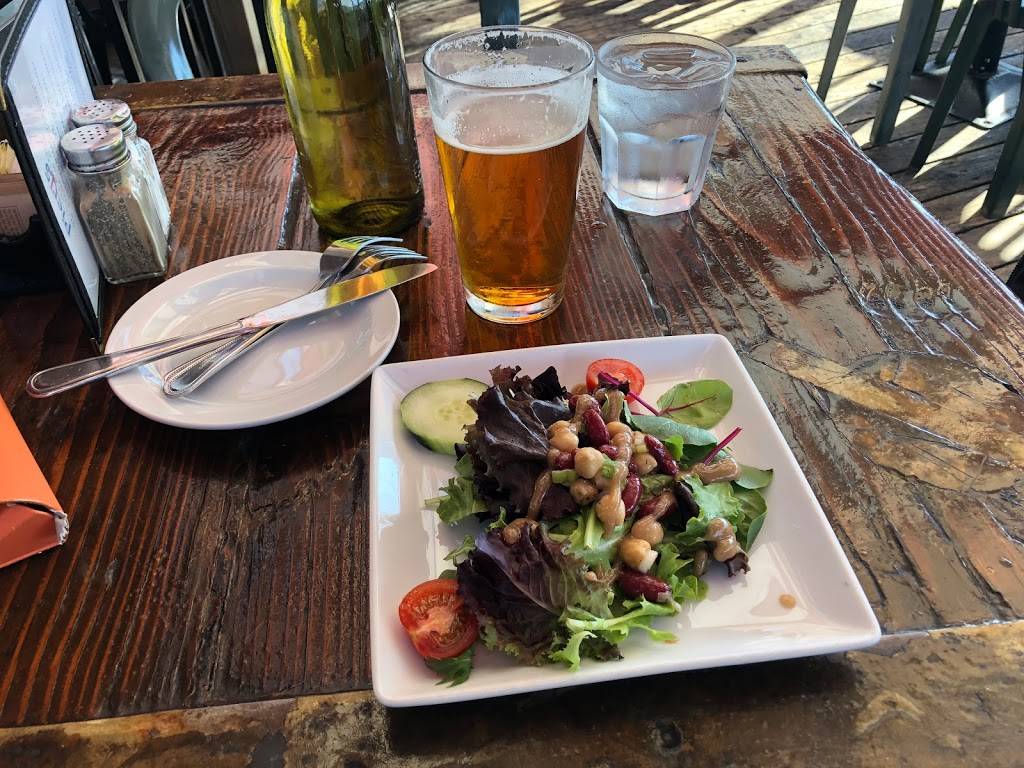 Pier 15 | restaurant | 15 Harbor St, San Rafael, CA 94901, USA | 4152569121 OR +1 415-256-9121