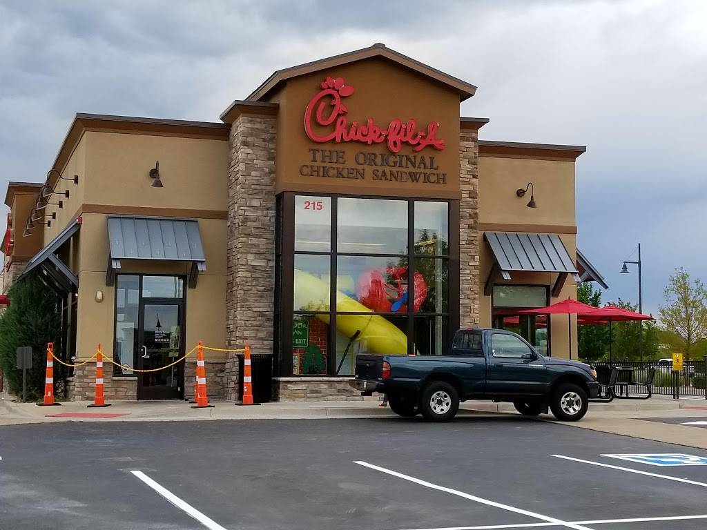Chick-fil-A | restaurant | 215 Ken Pratt Blvd, Longmont, CO 80501, USA | 3037729642 OR +1 303-772-9642