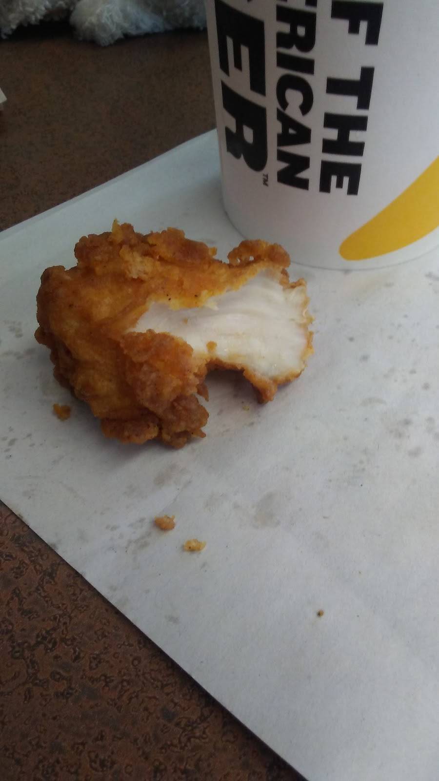 Hardees | restaurant | 4945 Emerson Avenue, Indianapolis, IN 46203, USA | 3177818131 OR +1 317-781-8131