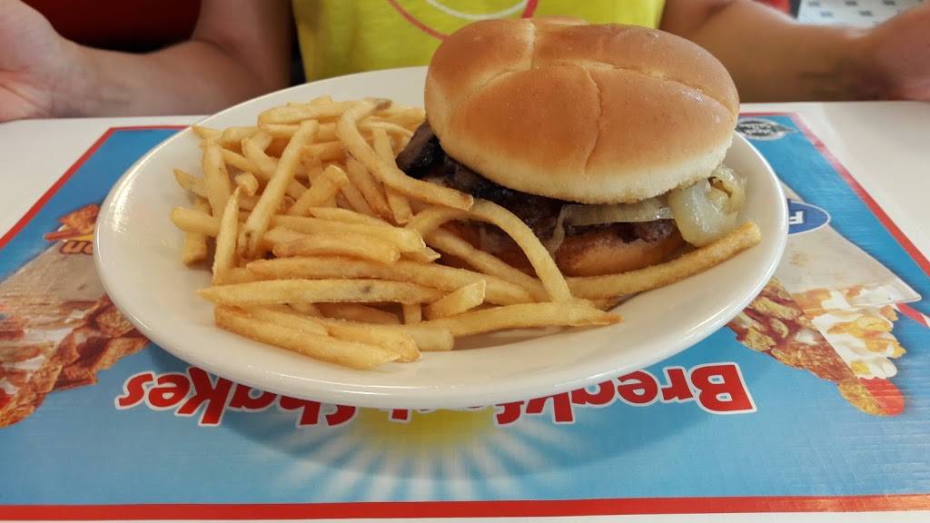 Steak n Shake | restaurant | 5180 NE 24th St, Ocala, FL 34470, USA | 3524380057 OR +1 352-438-0057