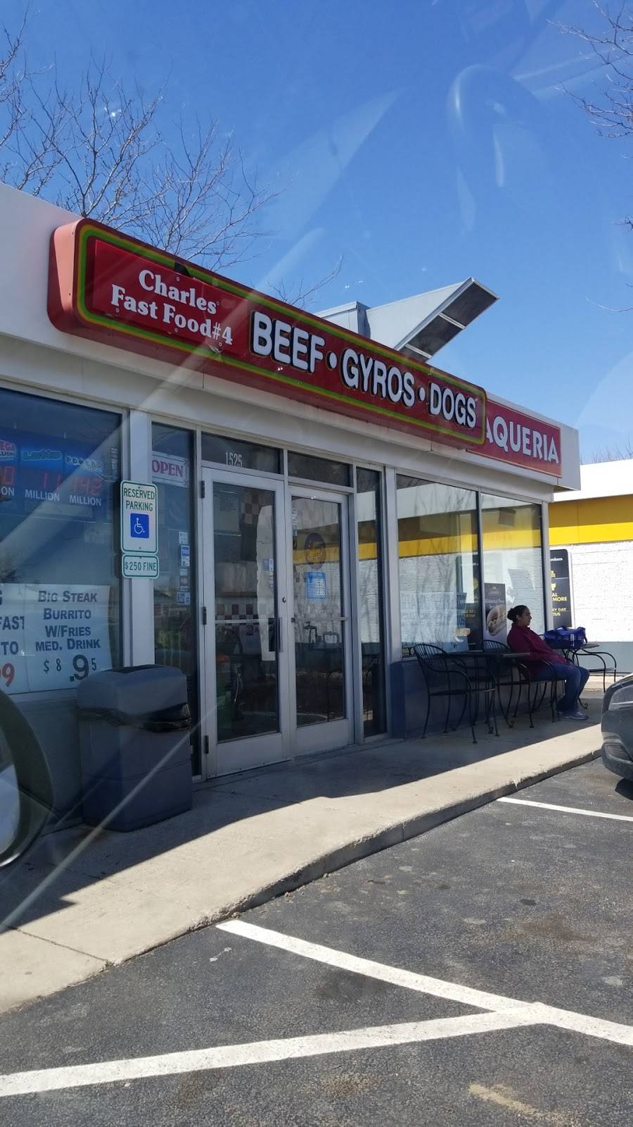 Charles Fast Foods | restaurant | 1525 E Lake St B, Hanover Park, IL 60133, USA | 6307363340 OR +1 630-736-3340