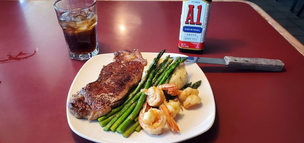 The Plaza Tavern | restaurant | 1705 Plaza Dr, Menomonie, WI 54751, USA | 7153094670 OR +1 715-309-4670