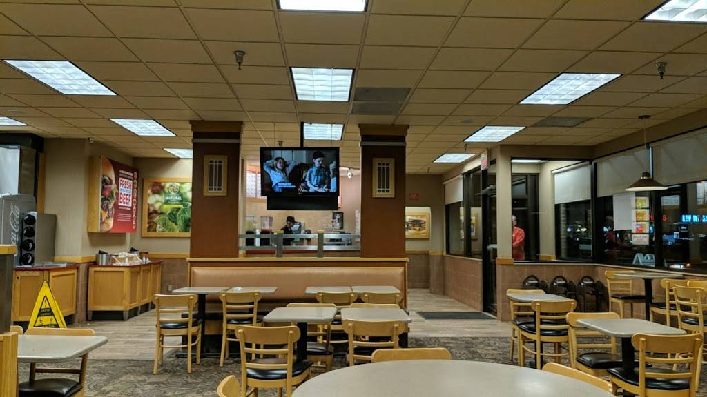 Wendys | restaurant | 5350 Arapahoe Rd, Boulder, CO 80303, USA | 3034494644 OR +1 303-449-4644