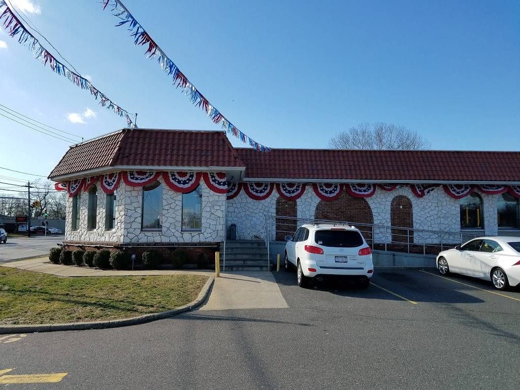 Nautilus Diner | restaurant | 5523 Merrick Rd, Massapequa, NY 11758, USA | 5167995880 OR +1 516-799-5880