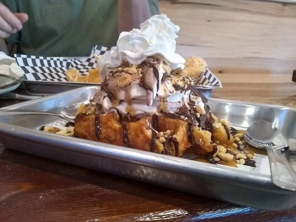 The Chicken Shack | restaurant | 2586 Churn Creek Rd, Redding, CA 96002, USA | 5302229464 OR +1 530-222-9464