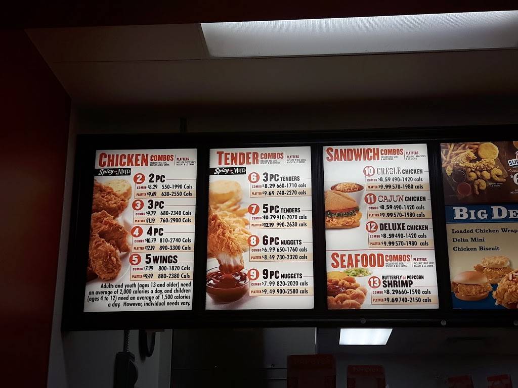 Popeyes Louisana Kitchen | restaurant | 484 Holland St W, Bradford, ON L3Z 0A2, Canada | 9057753028 OR +1 905-775-3028