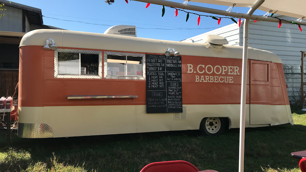 B Cooper Barbecue | restaurant | 705 Gunter St, Austin, TX 78702, USA | 5126906220 OR +1 512-690-6220