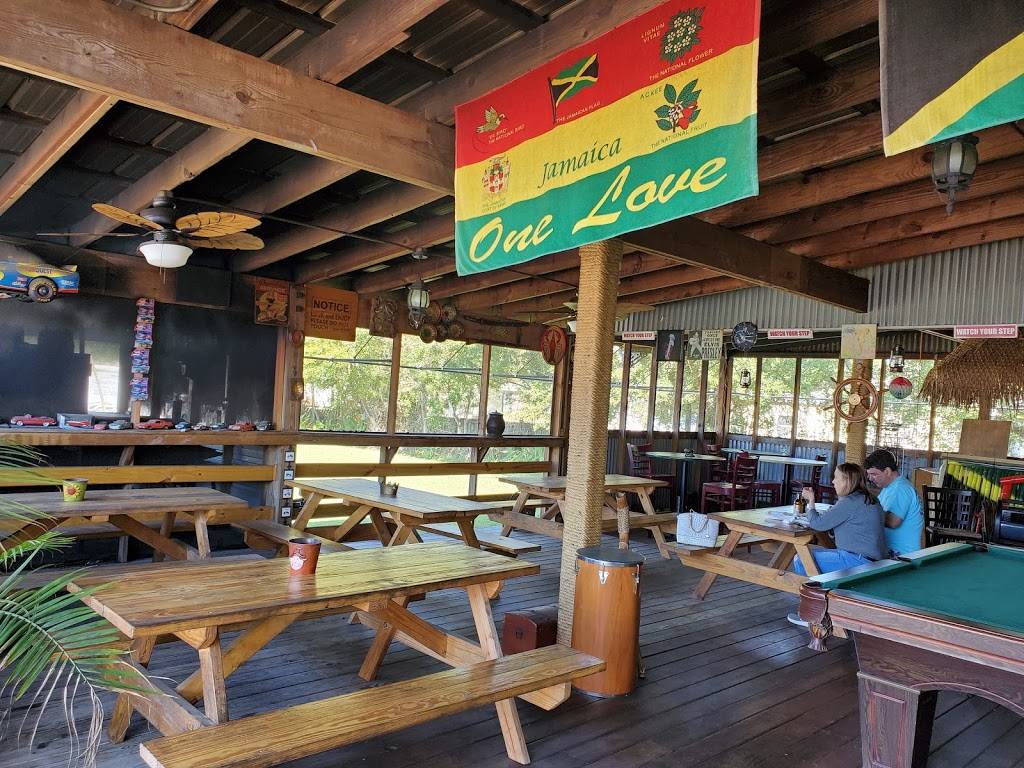 CBs Jamaican Jerk | restaurant | 6716 Washington Ave, Ocean Springs, MS 39564, USA | 2283272444 OR +1 228-327-2444