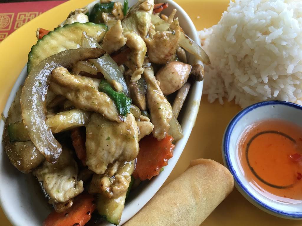 Poom Thai Cuisine | restaurant | 1321, 2204 Lincoln Blvd A, Santa Monica, CA 90405, USA | 3104522150 OR +1 310-452-2150