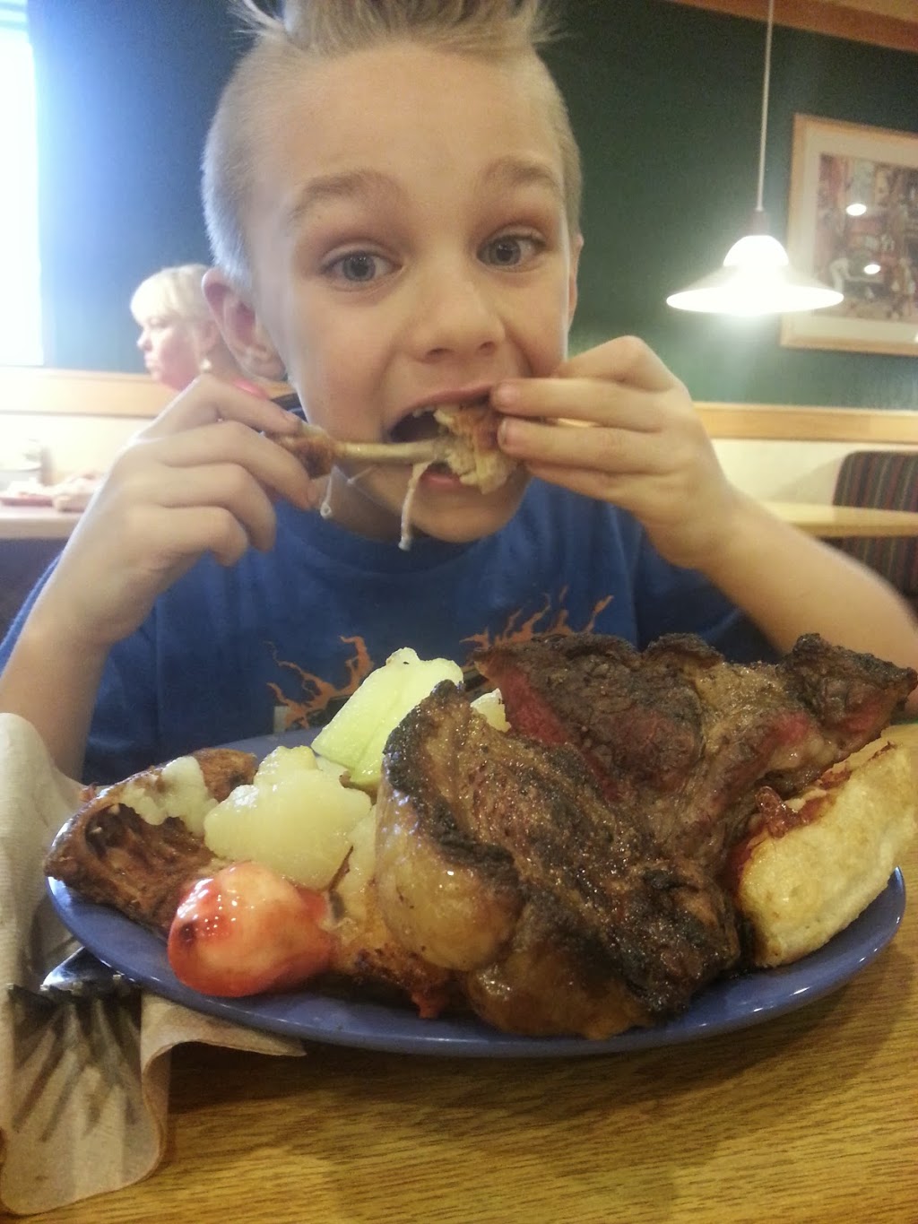 HomeTown Buffet | restaurant | 485 Madonna Rd, San Luis Obispo, CA 93405, USA | 8055415594 OR +1 805-541-5594