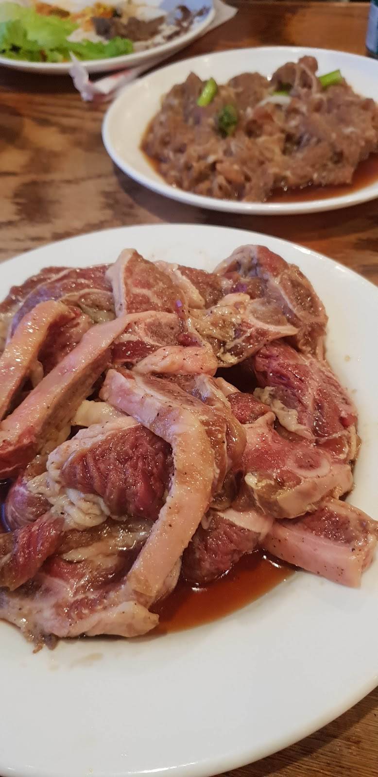 Regas Grill | restaurant | 609 S Union St, Lawrence, MA 01843, USA | 9787255222 OR +1 978-725-5222