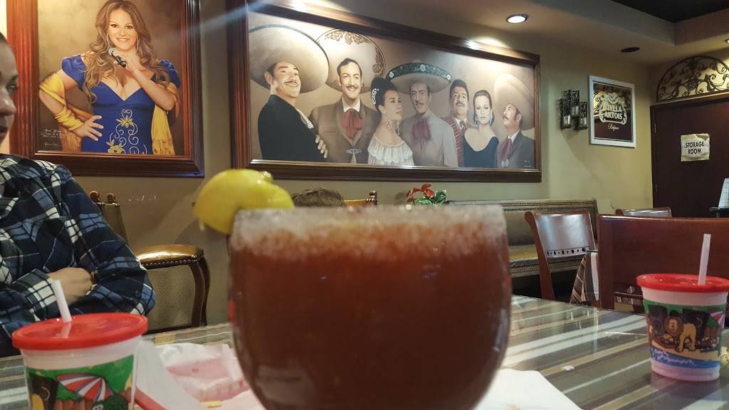 Guadalupes Grill | restaurant | 3431 Pacific Pl, Long Beach, CA 90806, USA | 5624902100 OR +1 562-490-2100