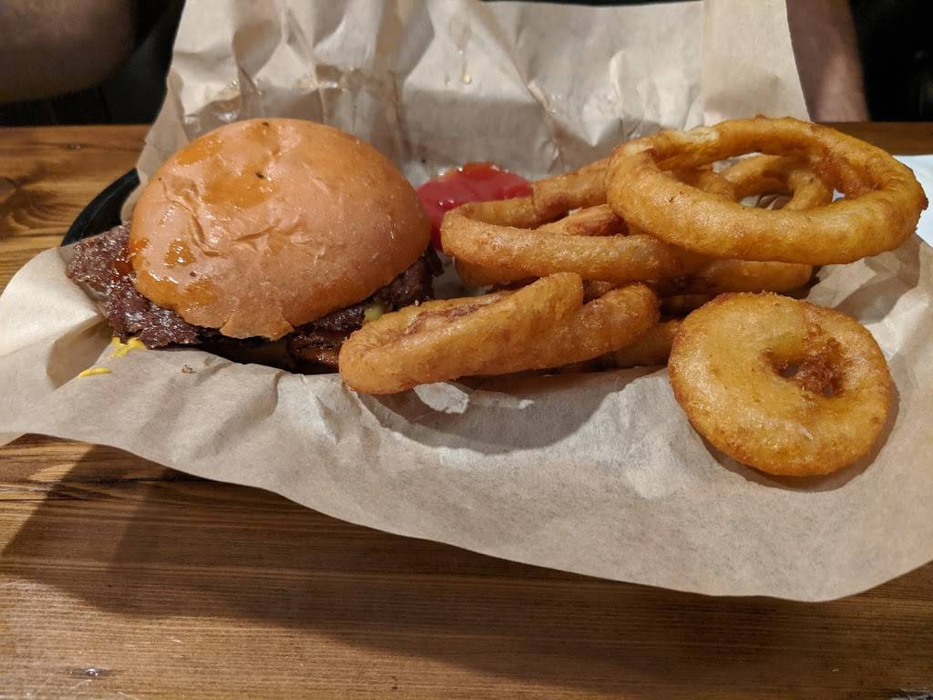 Local Bar & Lounge | restaurant | 2430 Stark Rd, Harris, MN 55032, USA | 6516747384 OR +1 651-674-7384