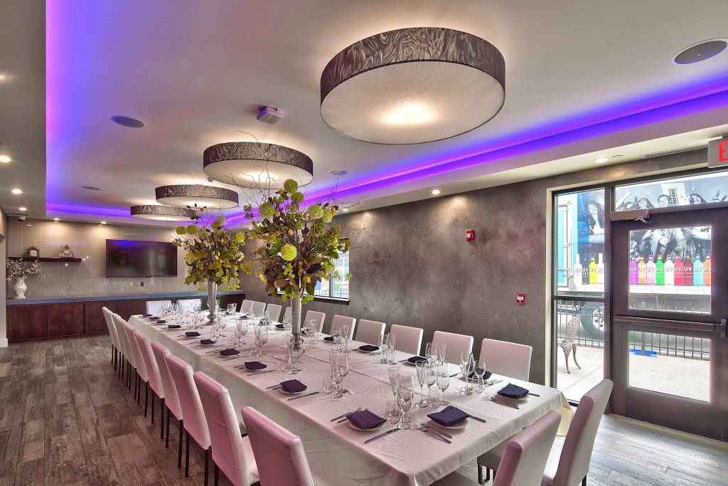 City Grill | restaurant | 384 East Ave, Rochester, NY 14607, USA | 5853252489 OR +1 585-325-2489