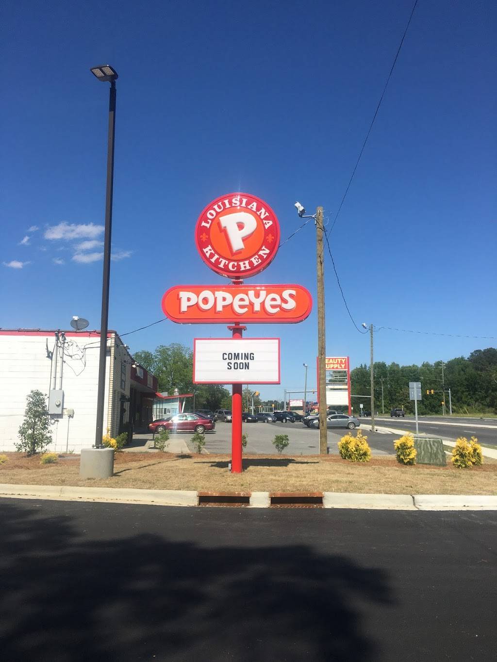 Popeyes Louisiana Kitchen | restaurant | 1220 Sunset Ave, Clinton, NC 28328, USA | 9102990095 OR +1 910-299-0095