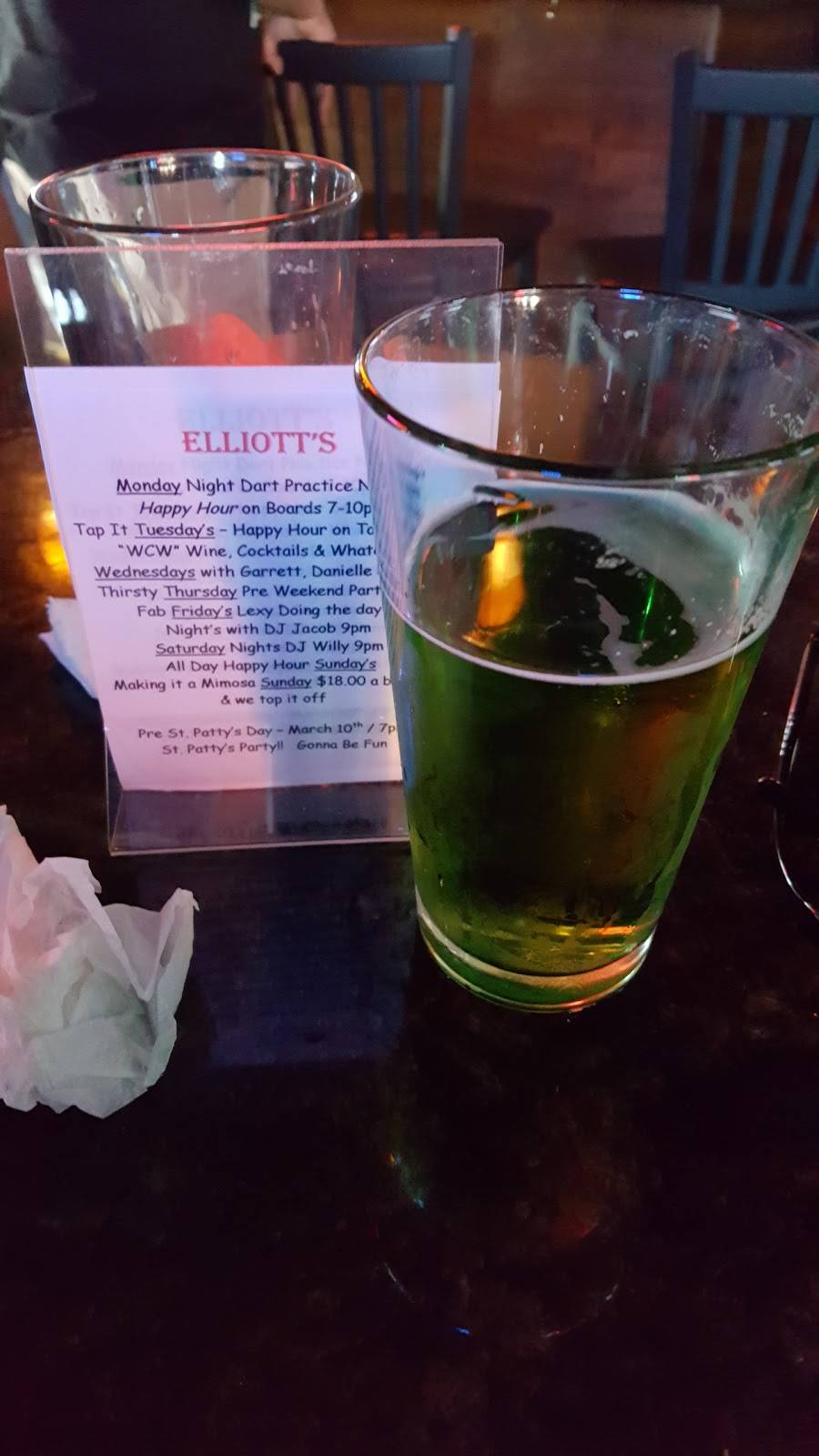 Elliotts Bar | restaurant | 1560 E Nees Ave, Fresno, CA 93720, USA | 5592979425 OR +1 559-297-9425