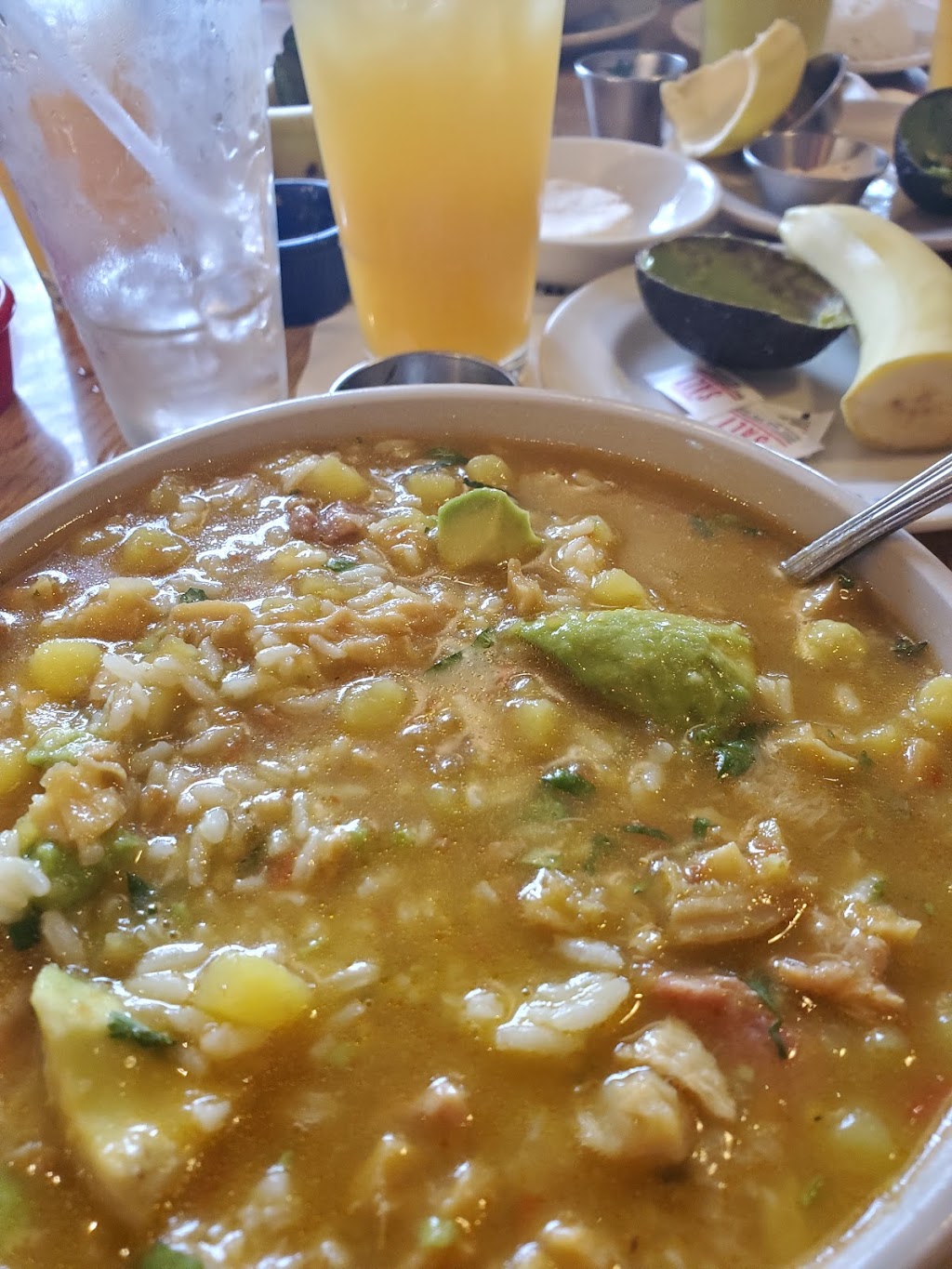 Mondongos Restaurante | restaurant | 3500 NW 87th Ave, Doral, FL 33172, USA | 3057184977 OR +1 305-718-4977