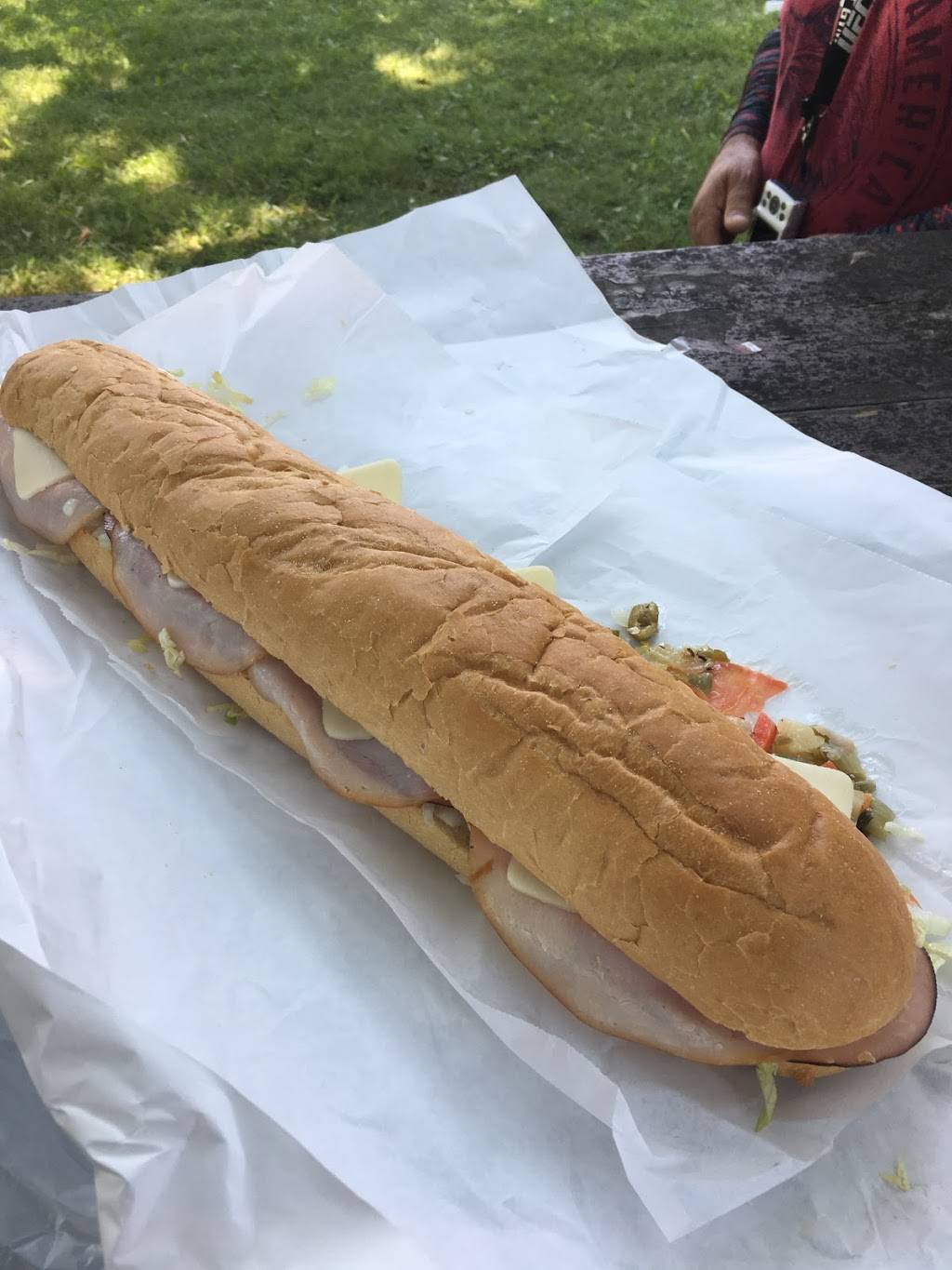 Lees Deli | restaurant | 2615 Washington Ave, Racine, WI 53405, USA | 2626342373 OR +1 262-634-2373