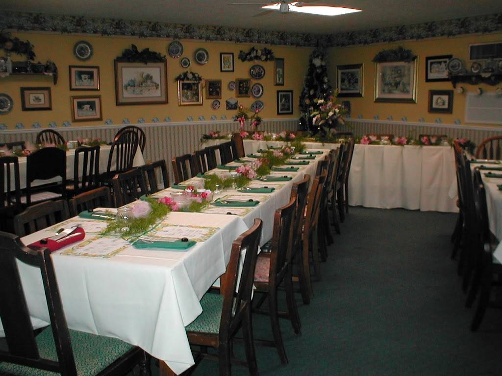 Teapot Depot | cafe | 112 Denny St, Highlands, TX 77562, USA | 2814263670 OR +1 281-426-3670