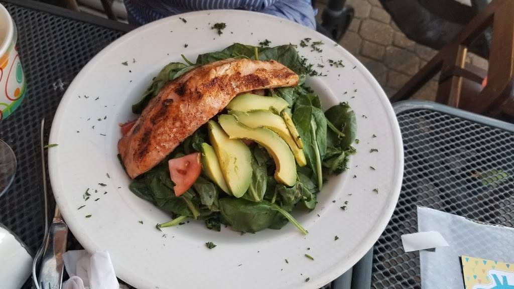 Irelands Four Courts | restaurant | 2051 Wilson Blvd, Arlington, VA 22201, USA | 7035253600 OR +1 703-525-3600