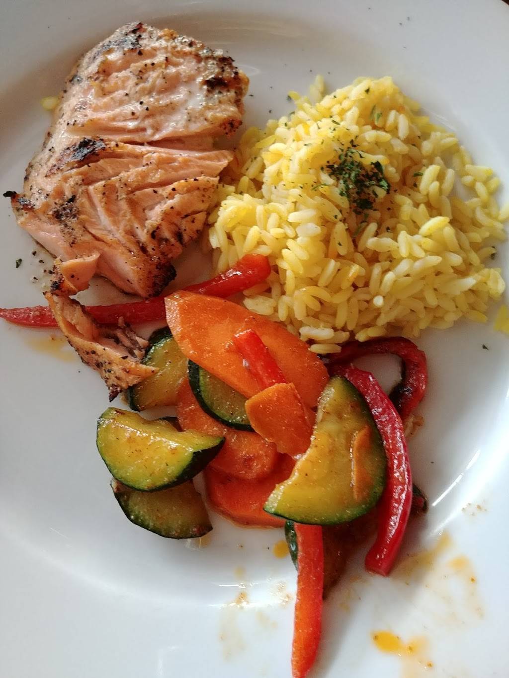 Willies Lebanese and Northwest Cuisine | restaurant | 400 International Way, Springfield, OR 97477, USA | 5413936561 OR +1 541-393-6561