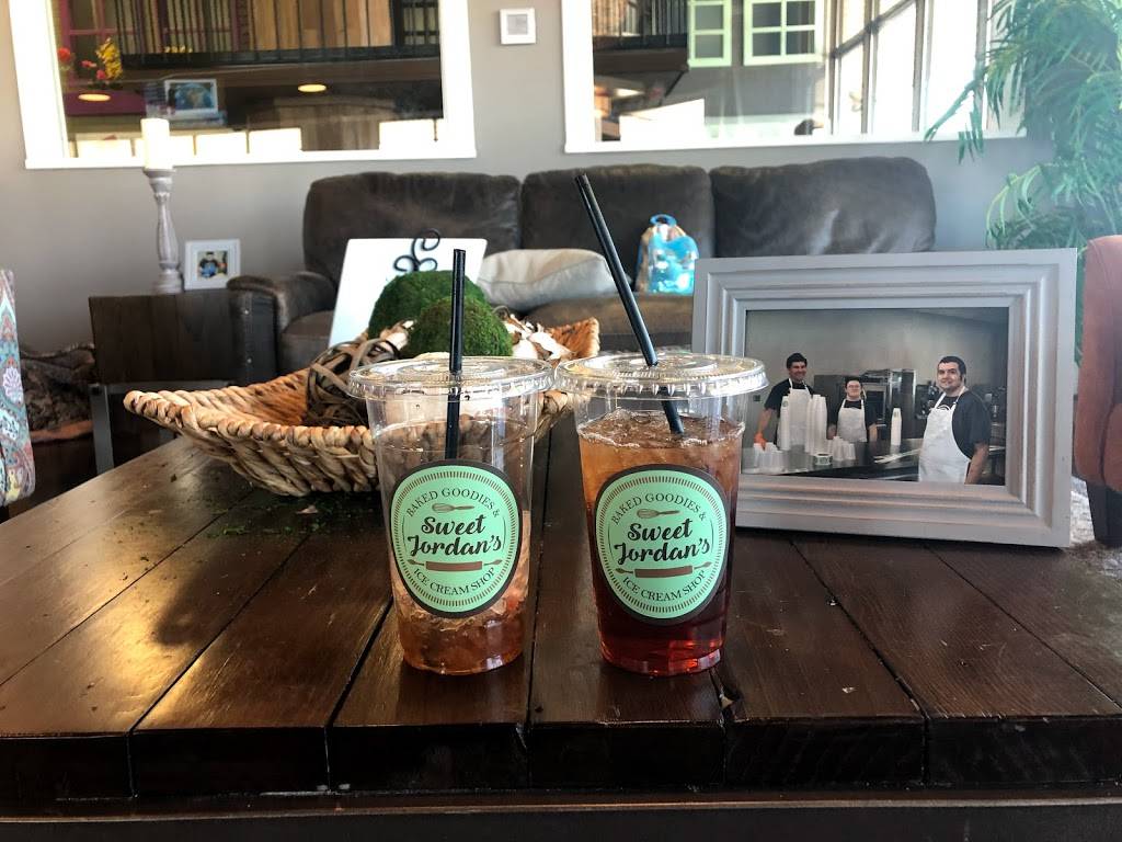 Sweet Jordans | restaurant | 849 Volunteer Dr Suite 1, Paris, TN 38242, USA | 7316420161 OR +1 731-642-0161