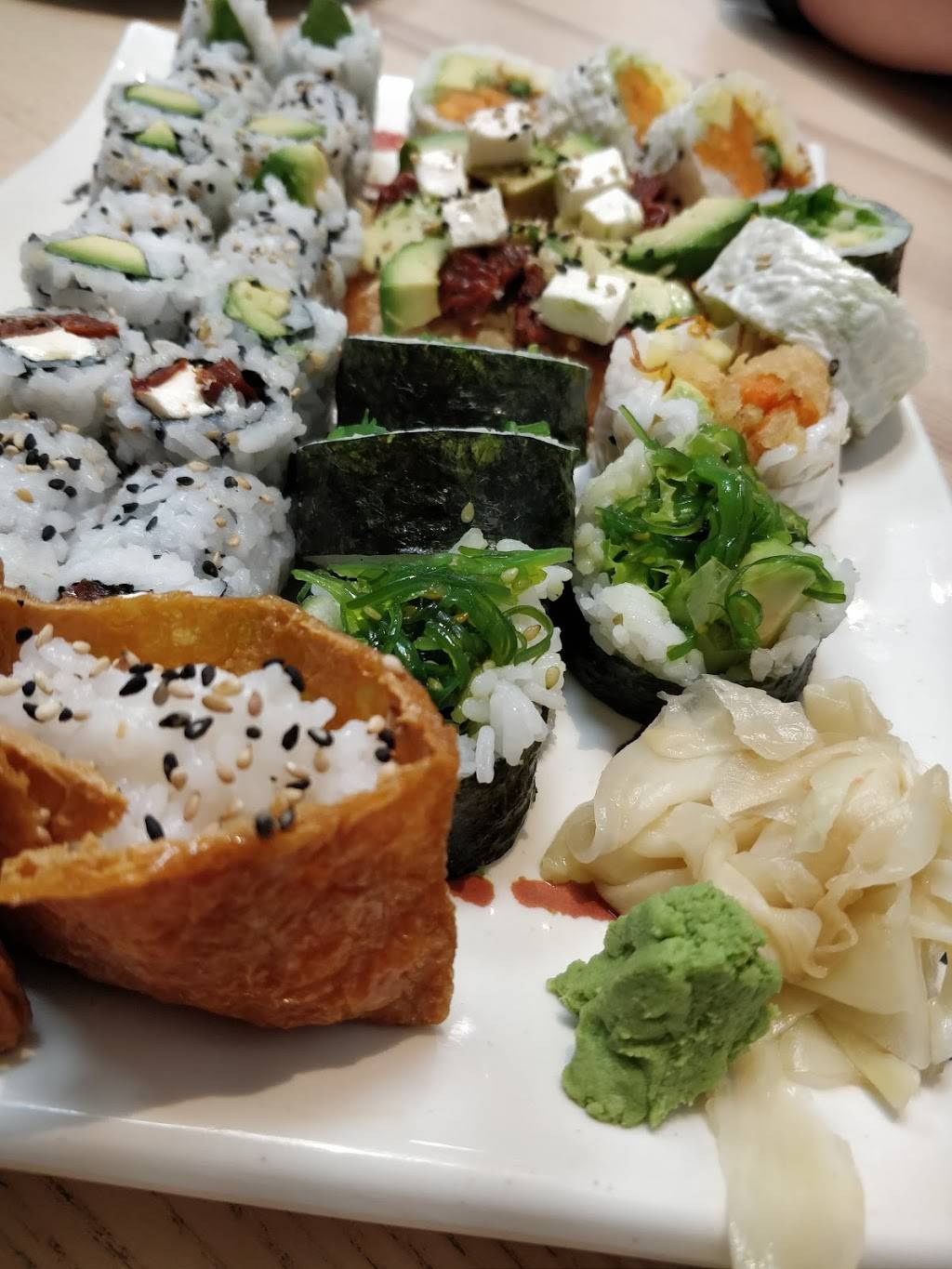 Sushi Newman | meal delivery | 7763 Boulevard Newman, LaSalle, QC H8N 1X7, Canada | 5143638888 OR +1 514-363-8888