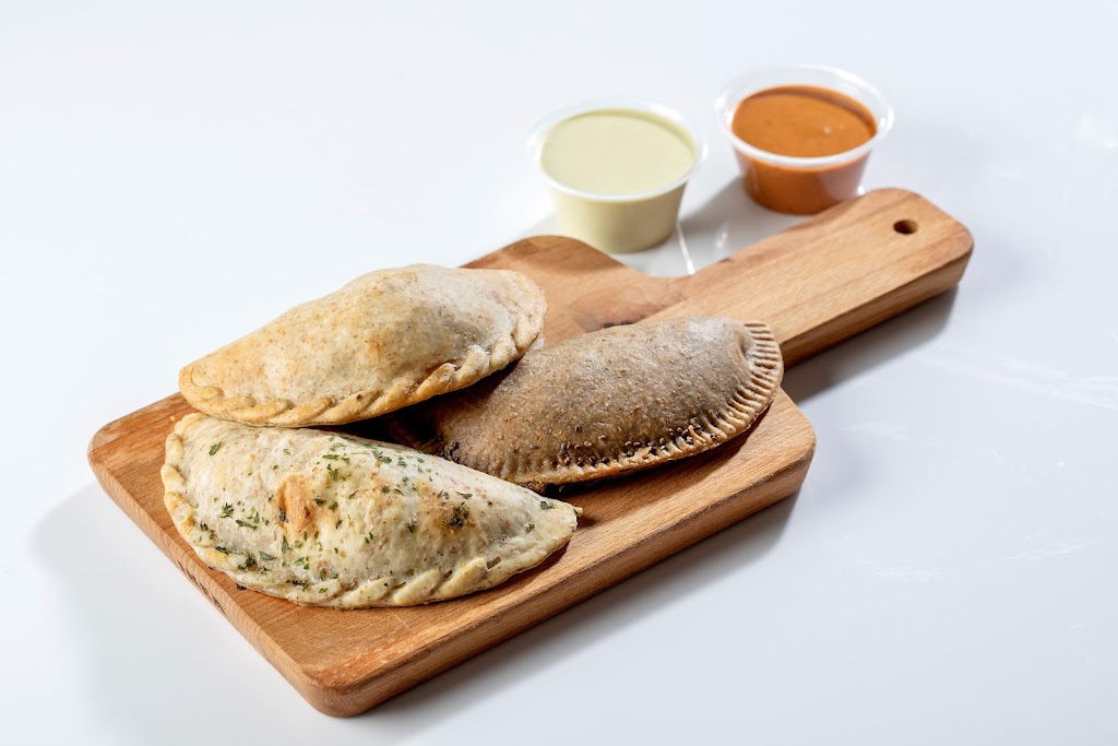 Smoothie Spot Tamiami | restaurant | 13810 SW 8th St, Miami, FL 33184, USA | 3054567556 OR +1 305-456-7556