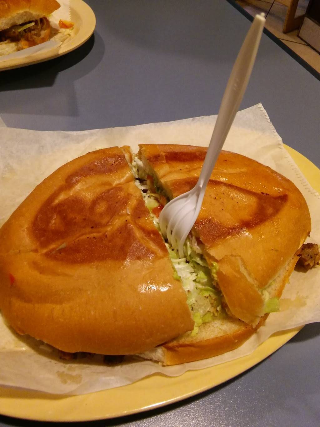 El Paraiso | restaurant | 415 Summit St, Elgin, IL 60120, USA | 8478889900 OR +1 847-888-9900