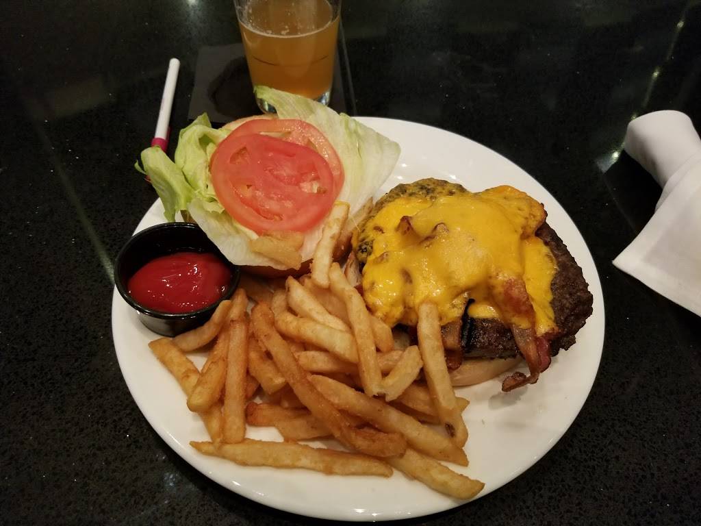 Idlewild | restaurant | 138-10 135th Ave, South Ozone Park, NY 11436, USA | 7185301160 OR +1 718-530-1160