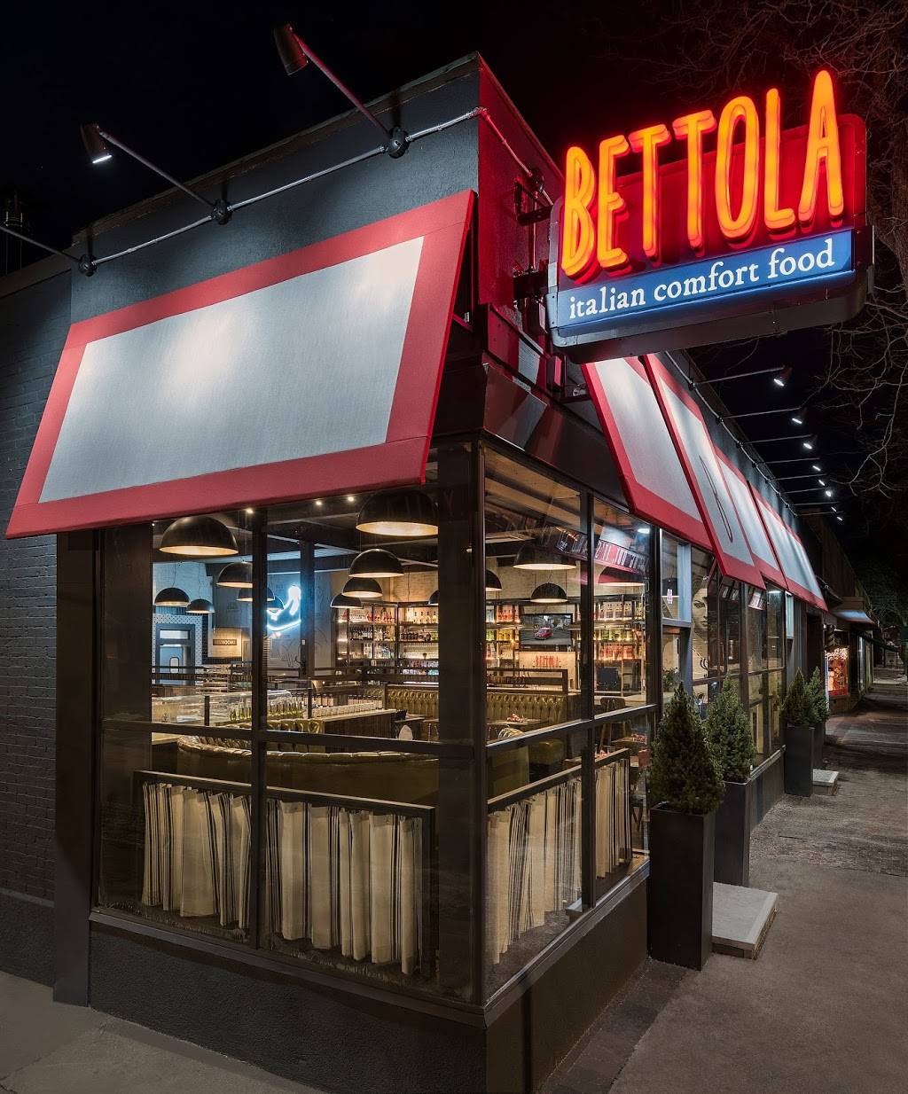 Bettola | restaurant | 44 Rolfe Square, Cranston, RI 02910, USA | 4015225222 OR +1 401-522-5222