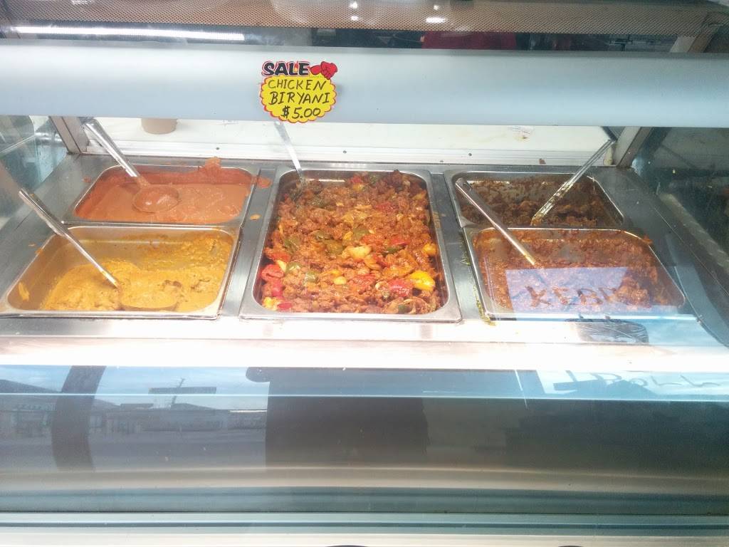 Asian food Centre Meat & Pizza | restaurant | 621 Wanless Dr, Brampton, ON L7A 3S9, Canada | 9054954448 OR +1 905-495-4448