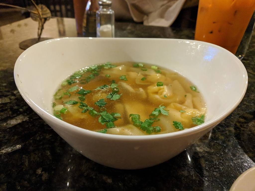 Bangkok Kitchen | restaurant | 1905 Farnam St, Omaha, NE 68102, USA | 4023465874 OR +1 402-346-5874