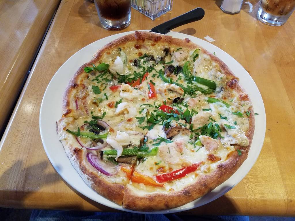 Sammys Woodfired Pizza | restaurant | 10785 Scripps Poway Pkwy, San Diego, CA 92131, USA | 8586950900 OR +1 858-695-0900