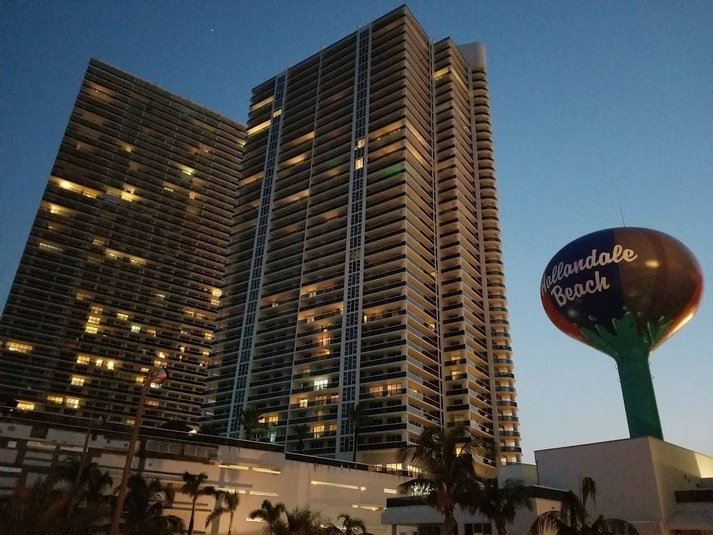 ETARU Hallandale | restaurant | 111 S Surf Rd, Hallandale Beach, FL 33009, USA | 9542713222 OR +1 954-271-3222