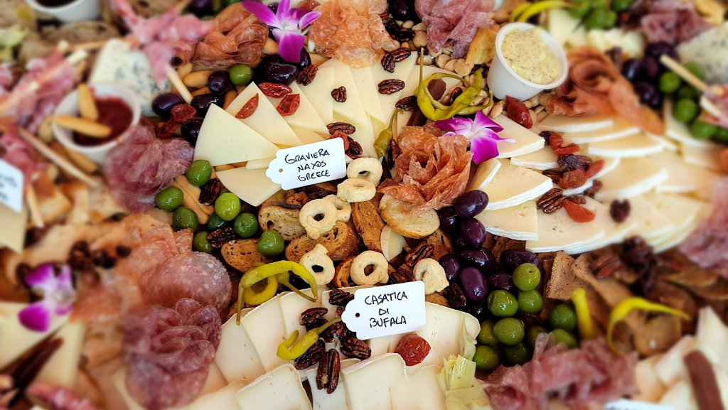 The Cellar and Pantry | restaurant | 33 SE 3rd Ave, Delray Beach, FL 33483, USA | 5612470028 OR +1 561-247-0028