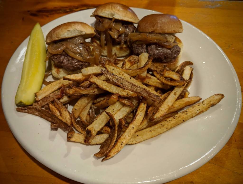 The Hungry Buffalo | restaurant | 58 NH-129, Loudon, NH 03307, USA | 6037983737 OR +1 603-798-3737