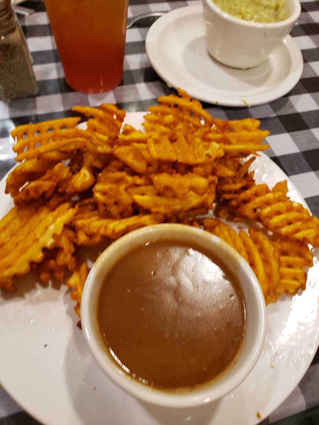 Glider | restaurant | 890 Providence Rd, Scranton, PA 18508, USA | 5703438036 OR +1 570-343-8036