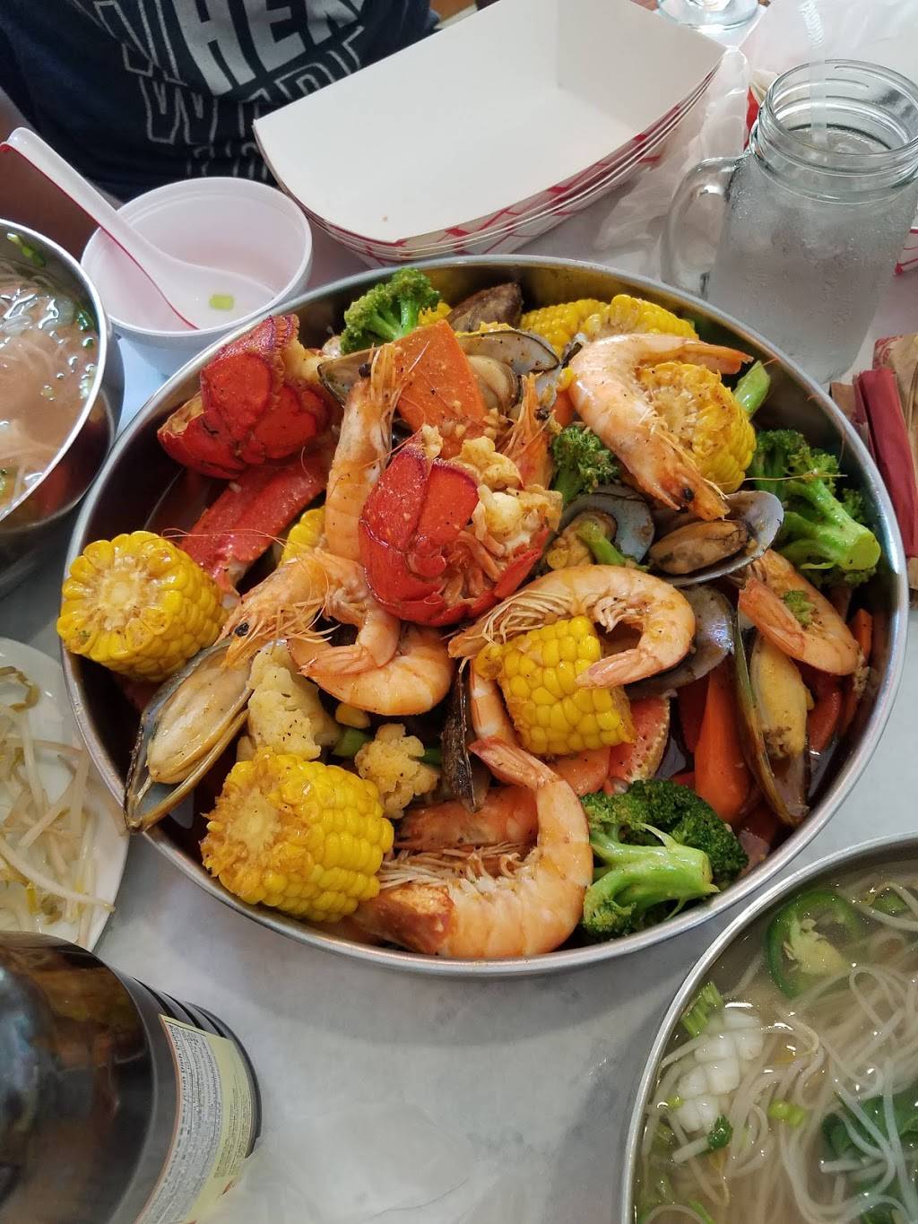 Asian Cajun Evanston | restaurant | 1322 Chicago Ave, Evanston, IL 60201, USA | 2242363978 OR +1 224-236-3978