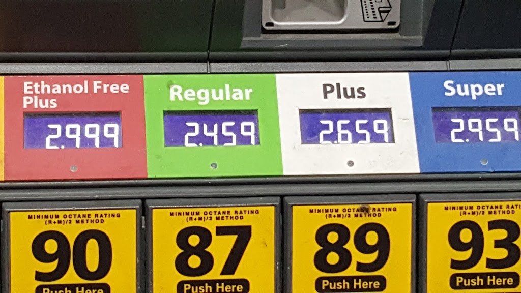 Royal Farms | meal takeaway | 933 Broad St, Delta, PA 17314, USA | 7174557160 OR +1 717-455-7160