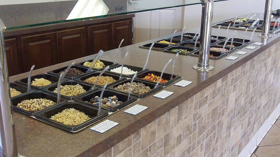 Swirl Frozen Yogurt | meal takeaway | 267 Village Commons Blvd, Camarillo, CA 93012, USA | 8054848040 OR +1 805-484-8040