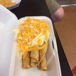 Victorias 24hr Mexican Drive Thru | restaurant | Merced, CA 95340, USA | 2092055153 OR +1 209-205-5153