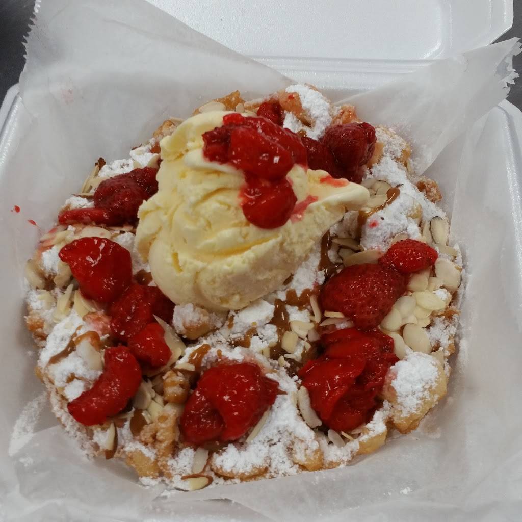 Rainbow Snow | restaurant | 5422 Bernal Dr, Dallas, TX 75212, USA | 2145466469 OR +1 214-546-6469