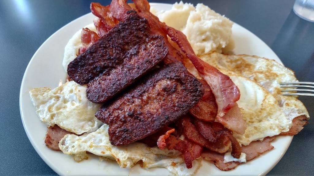 Georges | restaurant | 2369 Westchester Ave, Bronx, NY 10462, USA | 7188281170 OR +1 718-828-1170