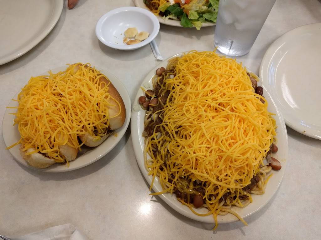 Skyline Chili | restaurant | 917 W State St, Trenton, OH 45067, USA | 5139880655 OR +1 513-988-0655