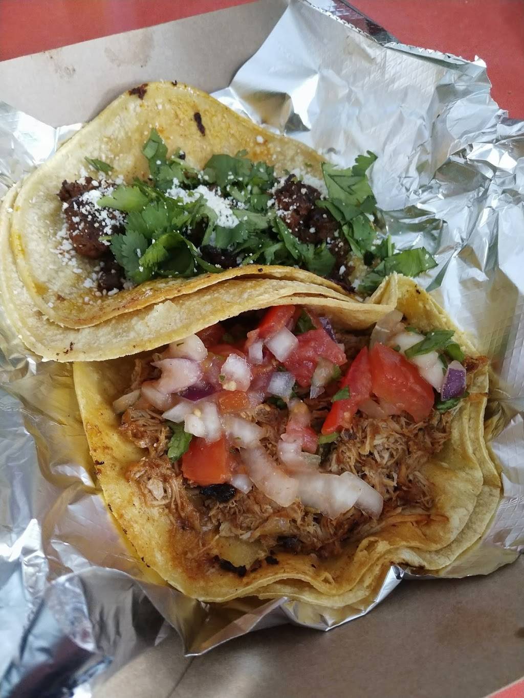 Dos Locos Tacos | restaurant | 10337 Joseph Campau Ave, Hamtramck, MI 48212, USA | 3138726838 OR +1 313-872-6838